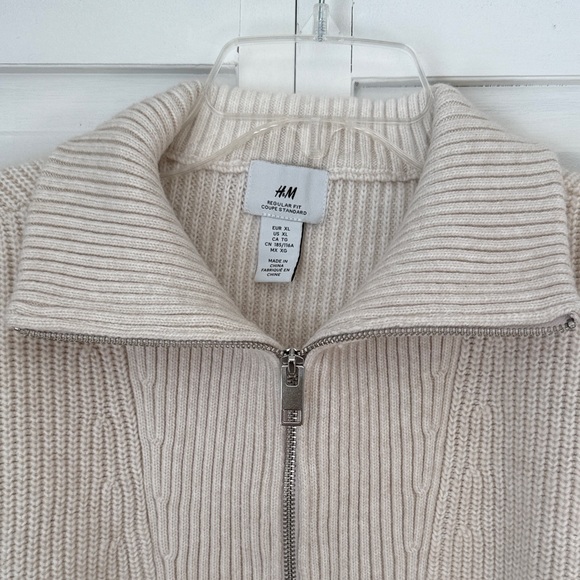 H&M Unisex Beige Zip-Up Sweater - Picture 2 of 5